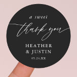 Sticker Rond Noir Un Merci doux Faveur de mariage<br><div class="desc">Noir Un Merci doux Mariage Favoriser Stickers</div>