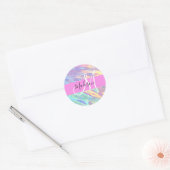 Sticker Rond Nom de monogramme holographique iridescent rose fé (Enveloppe)