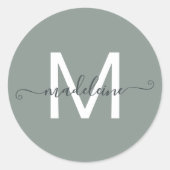 Sticker Rond Nom de script personnalisé Monogramme Vert poussié (Devant)