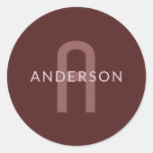Sticker Rond Nom Monogramme d'apparence moderne | Rouge marron (Devant)