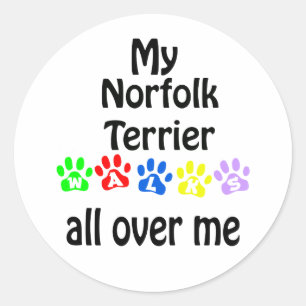 Sticker Rond Norfolk Terrier Walks Design