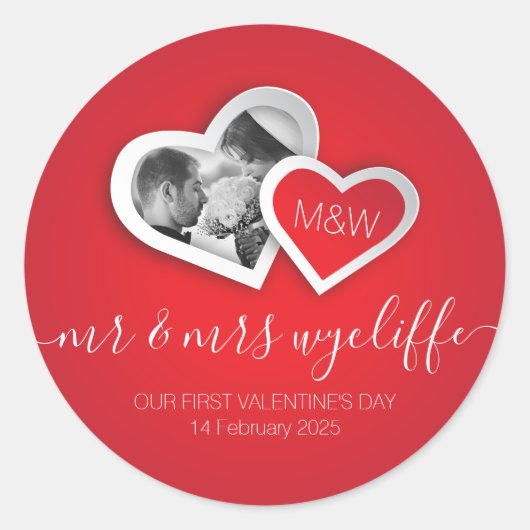 Sticker Rond Notre première Saint-Valentin en tant que Monsieur (Devant)