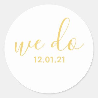 Sticker Rond Nous faisons un sceau d'enveloppe de mariage jaune