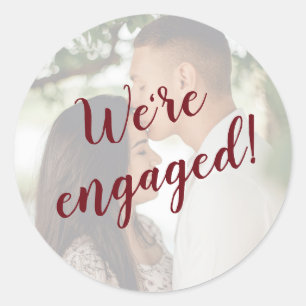Sticker Rond Nous sommes fiancés Photo Enveloppe