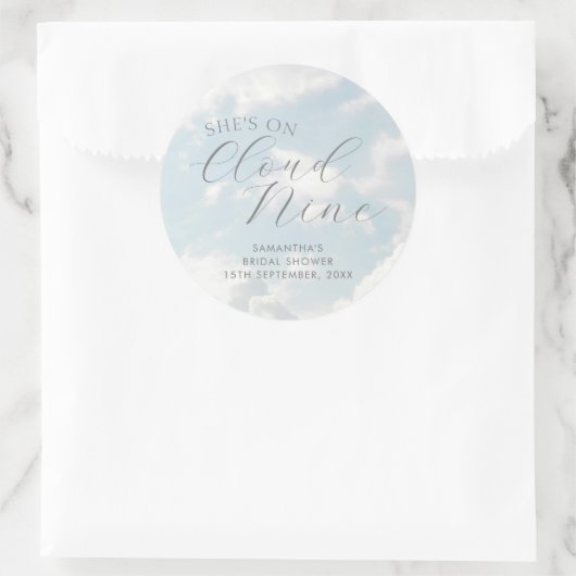 Sticker Rond Nuage Neuf Ciel Bleu Nuageux Mariage Moderne  (Sac)