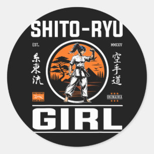 Sticker Rond O Ryu Girl Précision Et Style En Design Karaté!