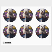 Sticker Rond Old English Sheepdog sur Paddle : Une aventure Pit (Feuille)