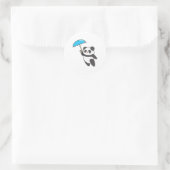 Sticker Rond Panda à la pluie avec parapluie (Sac)