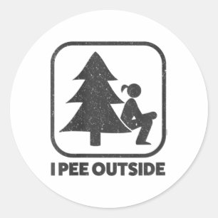 Sticker Rond Panneau drôle pour femmes Je fais pipi à l'extérie