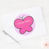 Sticker Rond papillon rose mignon,<YOUR TEXT>,<YOUR TEXT> (Enveloppe)