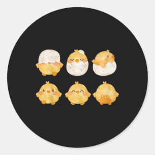 Sticker Rond Par des poussins éclosant d'œufs Petits poulets mi