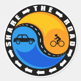 STICKER ROND PARTAGER LA ROUTE