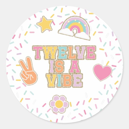 Sticker Rond Patch Preppy Twelve est une ambiance 12e anniversa (Devant)