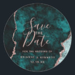 Sticker Rond Peacock Green Rose Gold Agate Marbre Enregistrer l<br><div class="desc">Peacock Green & Rose Gold Foil Aquarelle Marbre Agate Géode Doré Design,  avec polices Moderne et Script. Mariage tendance et chic Enregistrer la date Stickers Round! ~ Regardez ma boutique pour voir l'ensemble de la suite mariage pour ce design!</div>