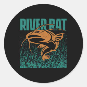 Sticker Rond Pêcher le silure avec un rat de rivière d'eau douc