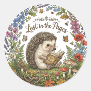 Sticker Rond Perdu dans les pages Mignon hérisson lisant un liv