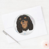 Sticker Rond Personnalisé noir et Tan Cavalier Spaniel (Enveloppe)