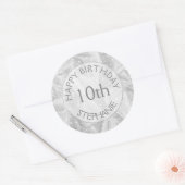 Sticker Rond Personnaliser : "Joyeux anniversaire" Argent Texté (Enveloppe)