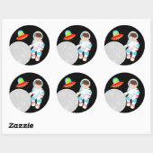 Sticker Rond Petit astronaute dans l'espace (Feuille)