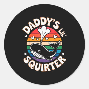 Sticker Rond Petite Baleine Éjaculatrice de Papa Vintage Drôle