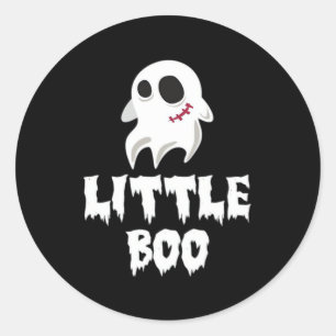 Sticker Rond Petite Boo dans un graphique cool d'Halloween