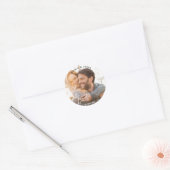Sticker Rond Photo Image Blanc Moderne Script SAUVEGARDEZ LA DA (Enveloppe)
