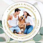 Sticker Rond Photo personnalisée Elegant Wedding Gold Adresse d<br><div class="desc">Ajoutez la touche finale à vos invitations de mariage avec cette photo personnalisée, et des étiquettes de adresse personnalisés. Customisez avec votre photo, vos noms et votre adresse préférés. Ces étiquettes de adresse simples peuvent être utilisés pour n'importe quelle occasion. DROIT D'AUTEUR © 2020 Judy Burrows, Black Dog Art -...</div>