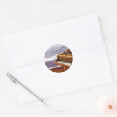 Sticker Rond Piano sur une plage (Enveloppe)