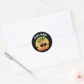 Sticker Rond Pie-land Funny Island Pun Dark BG (Enveloppe)