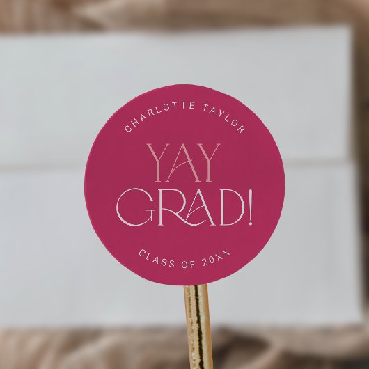 Sticker Rond Pied moderne | Chaud rose Yay Grad Graduker