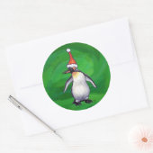 Sticker Rond Pingouin mignon à Santa Hat sur Vert (Enveloppe)