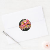 Sticker Rond Plumeria tropicale rose et jaune (Enveloppe)