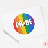STICKER ROND PORTER LE DRAPEAU DE MOT FIERTÉ (Enveloppe)