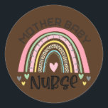 Sticker Rond Postpartum Mère Bébé Infirmière Postpartum Infirmi<br><div class="desc">Postpartum Mère Baby Nurse Postpartum Nursing Boho Rainbow Gift. Un cadeau parfait pour votre père, maman, papa, hommes, femmes, amis et membres de la famille le jour de Thanksgiving, Noël, Fête des mères, Fête des pères, 4 juillet, 1776 Jour indépendant, Fête des anciens combattants, Fête de l'Halloween, Fête de Patrick...</div>