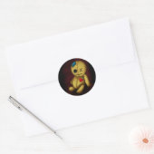 Sticker Rond Poupée ragdoll de vaudou avec boutons, patchs et é (Enveloppe)