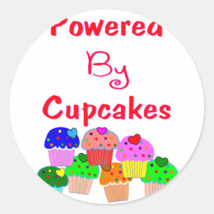 Sticker Rond Powered by Cupcakes—Adorable Cupcake amants cadeau
