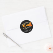 Sticker Rond PRÉSENTE ROAR SUR L'INTÉRIEUR Introverted (Enveloppe)