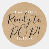 Sticker Rond Prêt à pop Baby shower rustique Kraft Script chic (Devant)