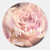 Sticker Rond Pretty Pink Rose On Pale Gray  (Devant)