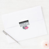 Sticker Rond Propriété D'Un Vétérinaire Américain (Enveloppe)