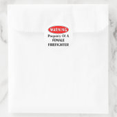 Sticker Rond Propriété d'une pompière femme (Sac)