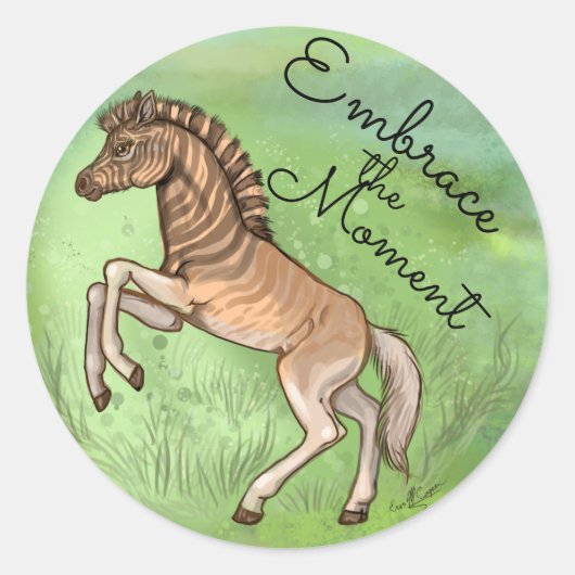 Sticker Rond Quagga "Embrassez le moment" (Devant)