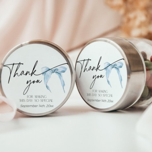 Sticker Rond Quelque chose Fête des mariées bleue Dusty Bow Mer