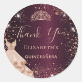 Sticker Rond Quinceanera bordeaux rose robe d'or Merci (Devant)