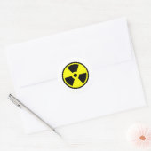 Sticker Rond Radioactive Yellow And Black Symbol (Enveloppe)