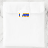 Sticker Rond Rainbow LGBTQ Pride I AM White Arrière - plan (Sac)