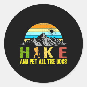 Sticker Rond Randonnée en montagne avec mon chien, faire de la
