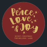 Sticker Rond Red Gold Peace Love & Joy Holiday Christmas<br><div class="desc">Red Gold Peace Love & Joy Holiday Sticker Classic Round de Noël</div>
