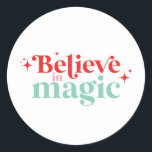 Sticker Rond Retro Believe in Magic Christmas boho font<br><div class="desc">Police rétro Croyez en Magic Noël saison autocollants.</div>