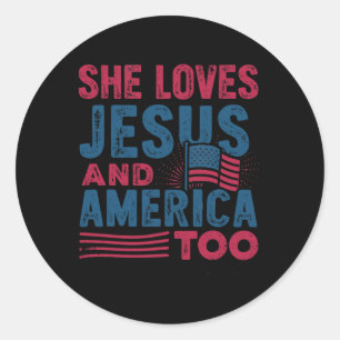 Sticker Rond Rétro Elle Aime Jésus Et L'Amérique Aussi 4 juille